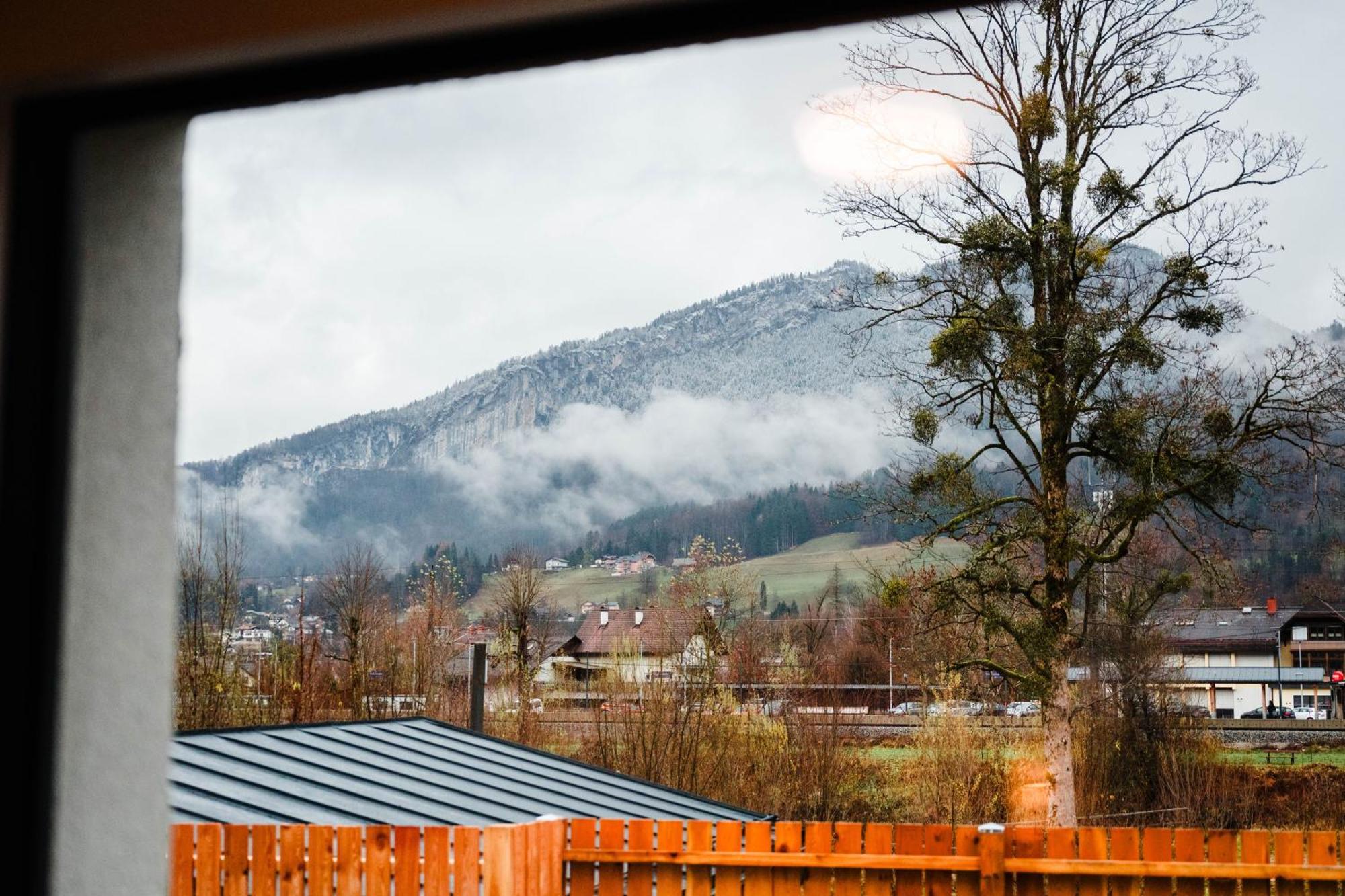 Mitzis Stubn Apartments - Bad Goisern - 24-Hour Self Check-In Buitenkant foto